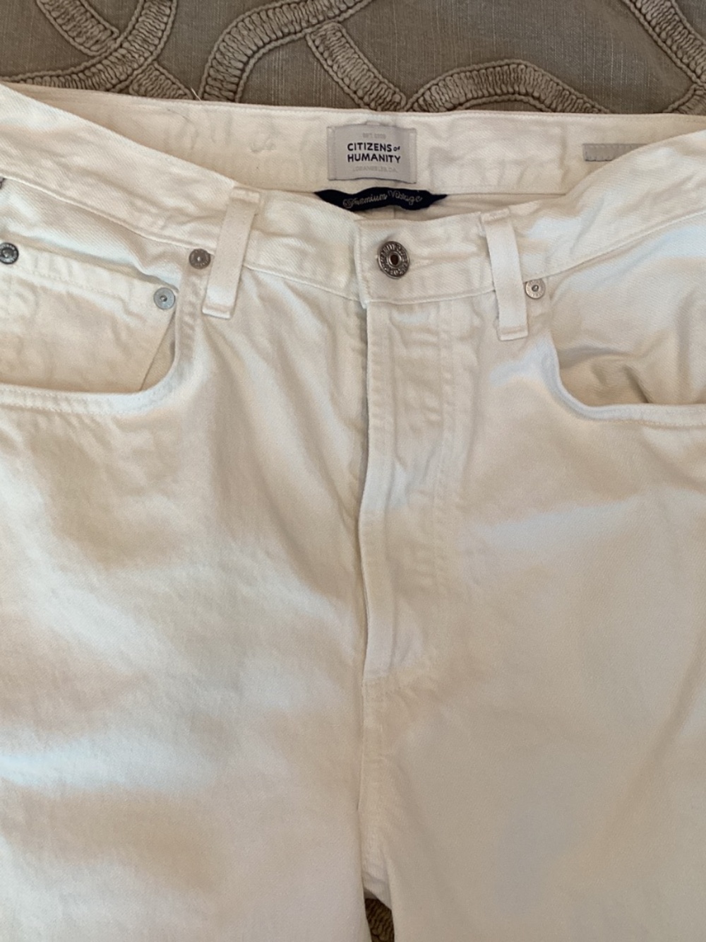 Citizens of Humanity White Ayla Jeans - Size 27 - Picture 4 of 8